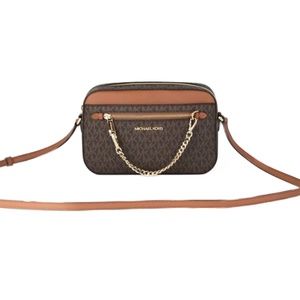Michael Kors jet set crossbody bag